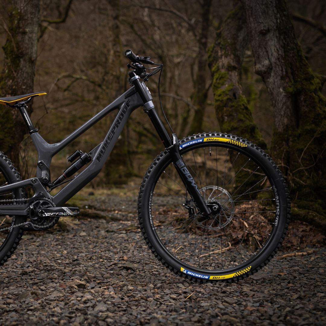 MICHELIN DH22 27.5" Racing Line