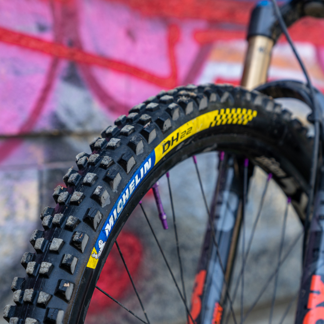 MICHELIN DH22 27.5" Racing Line