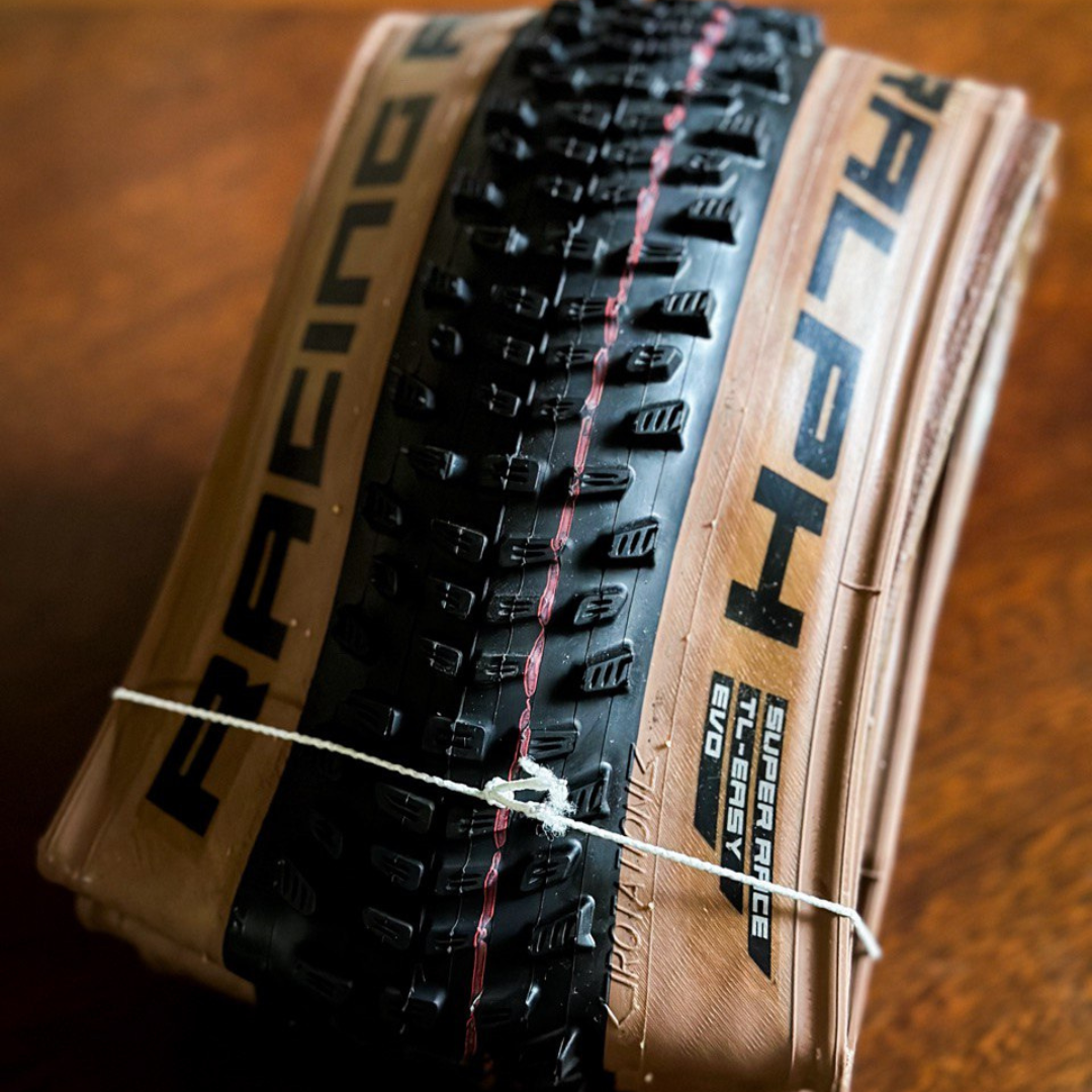 Set de Cubiertas - SCHWALBE Racing Ray / Racing Ralph EVO Super Race TLE Transparent Skin